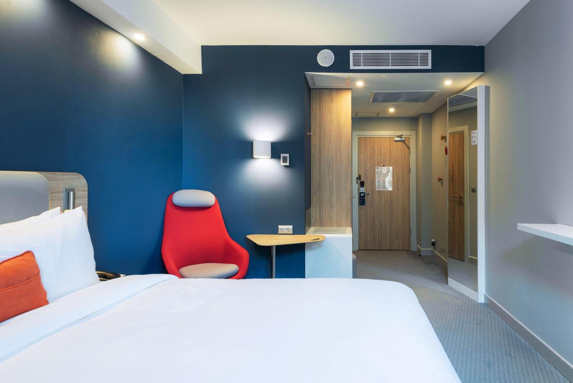 Express - - Turan By Ihg